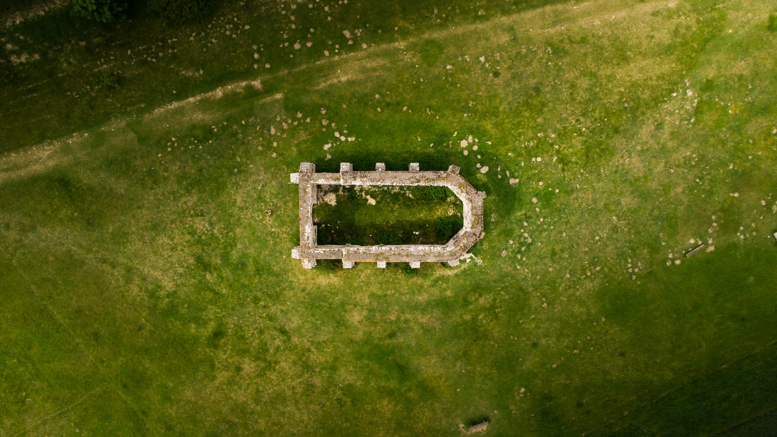 La chapelle de Guémy vue du ciel