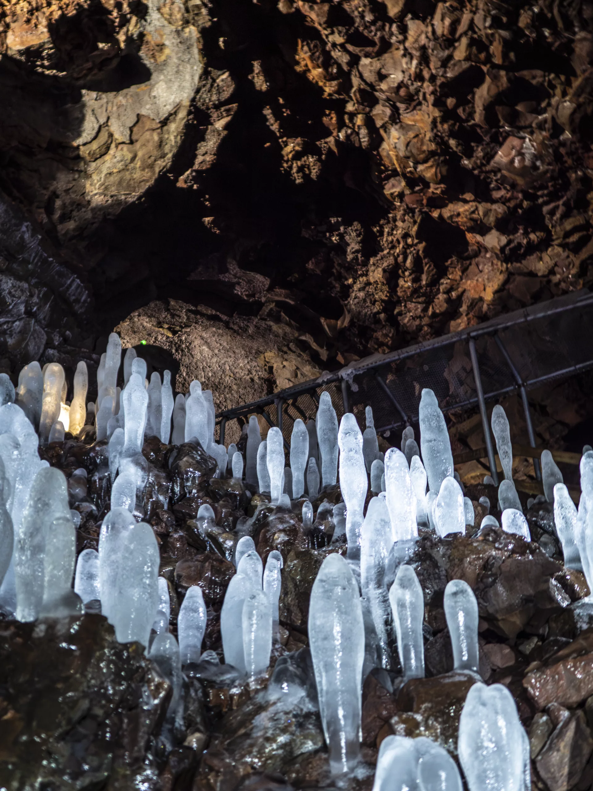 Activité en Islande au coeur des entrailles de la terre