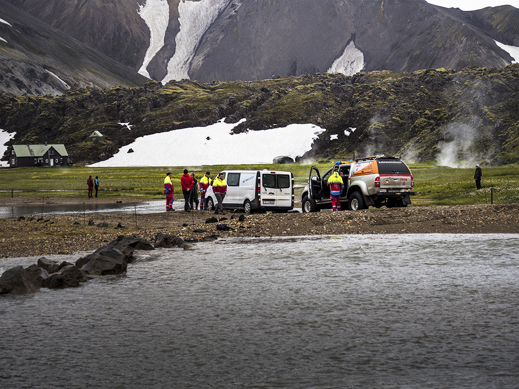 Van noyé dans le gué du landmannalaugar