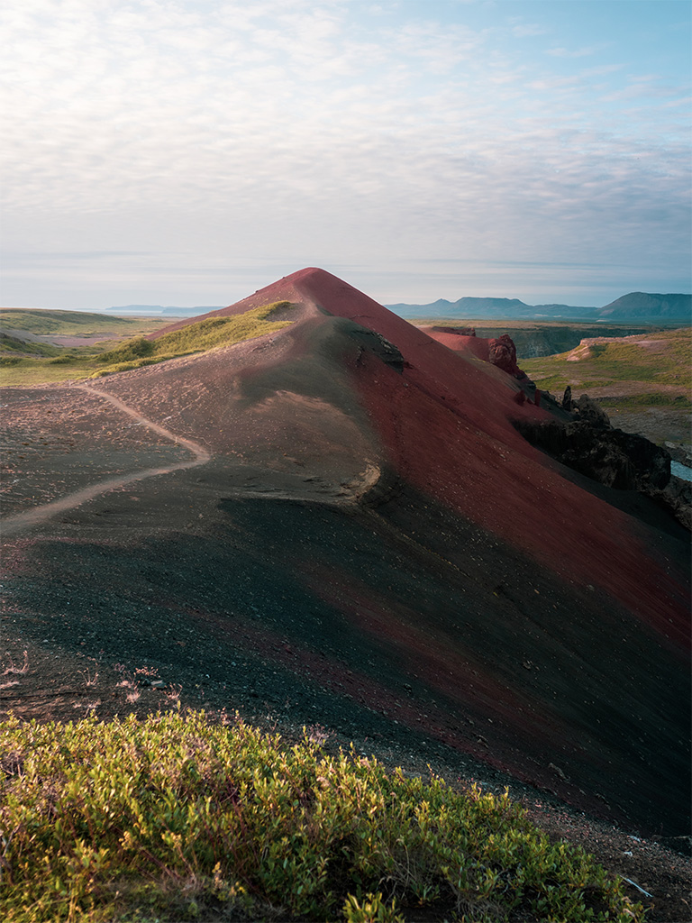 Le volcan Raudholar et ses magnifiques couleurs