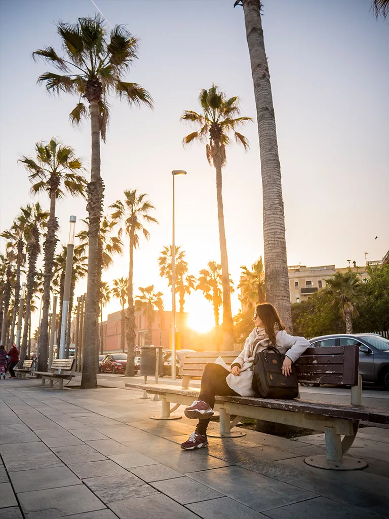 Les palmiers et le soleil sont le genre de décors auquel on s'attend quand on découvre Barcelone.