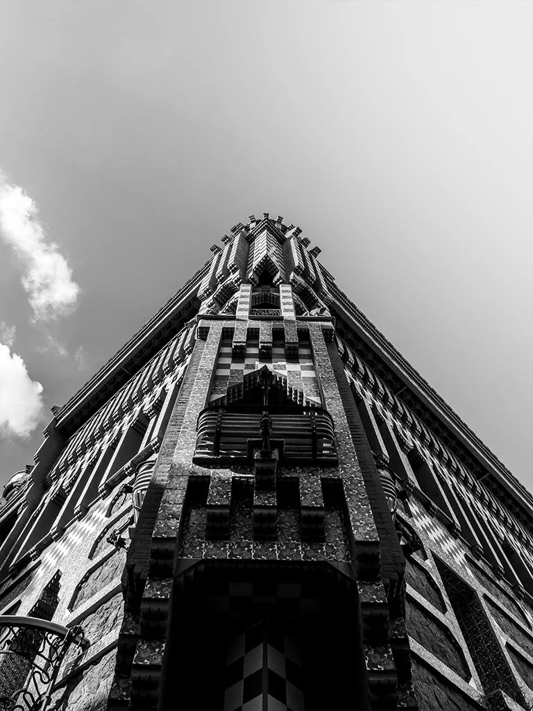 La façade de la casa Vicens à barcelone