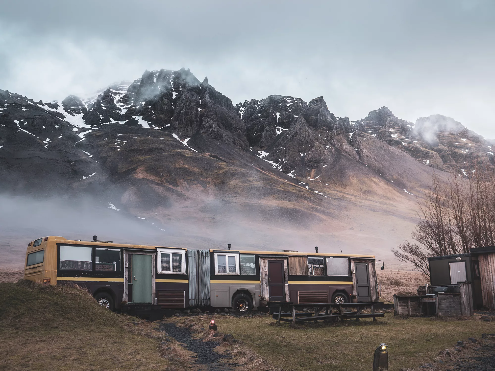 Un bus à la into the wild en islande